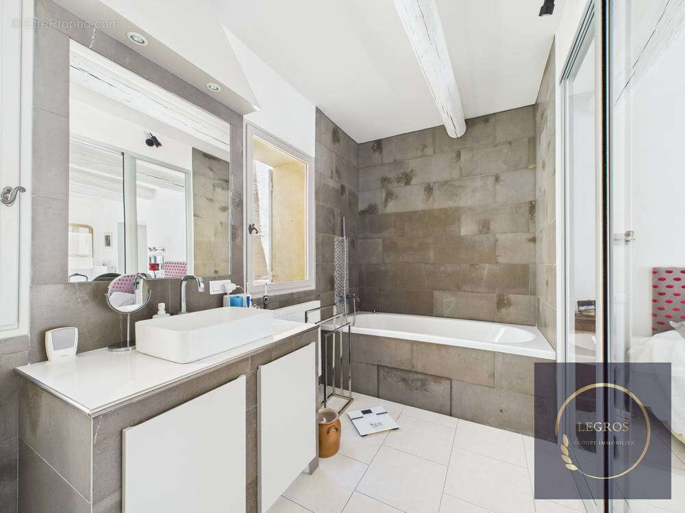 Maison à BARBENTANE