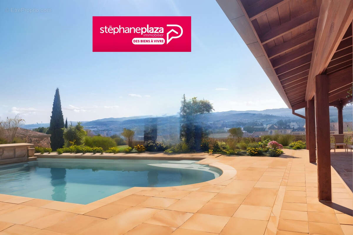 Maison à CHALAIN-D&#039;UZORE