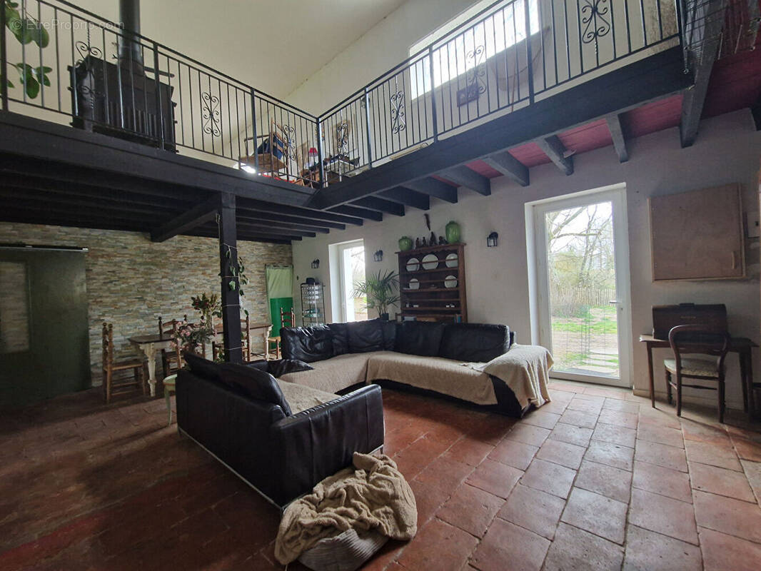 Maison à CASTELSARRASIN