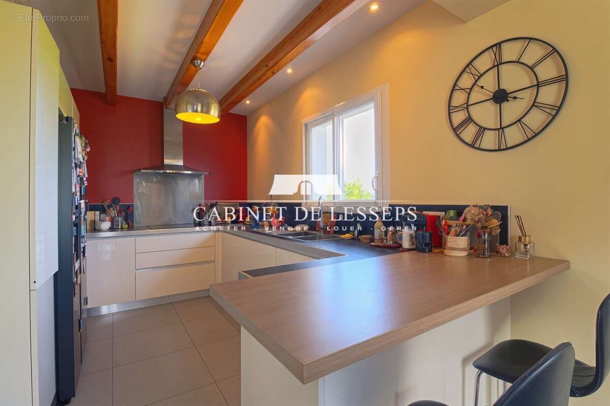 Maison à LARRESSORE