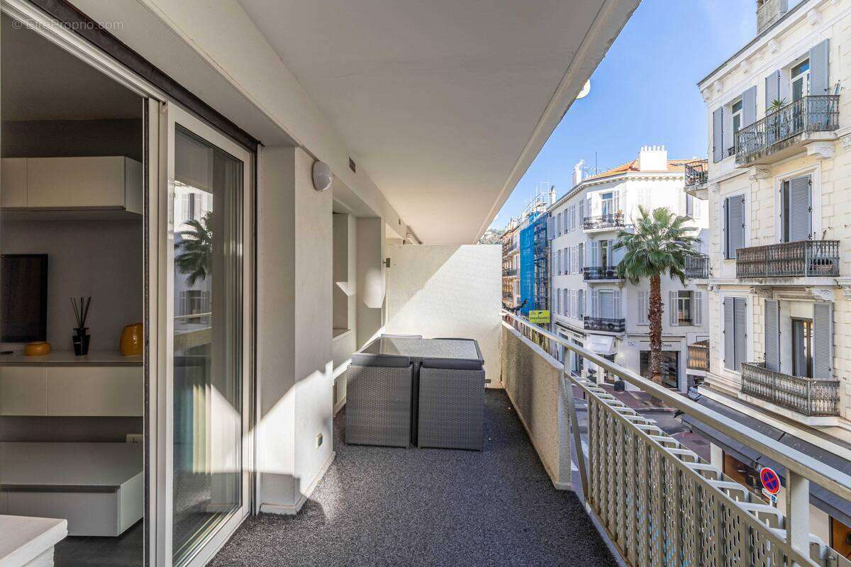 Appartement à CANNES