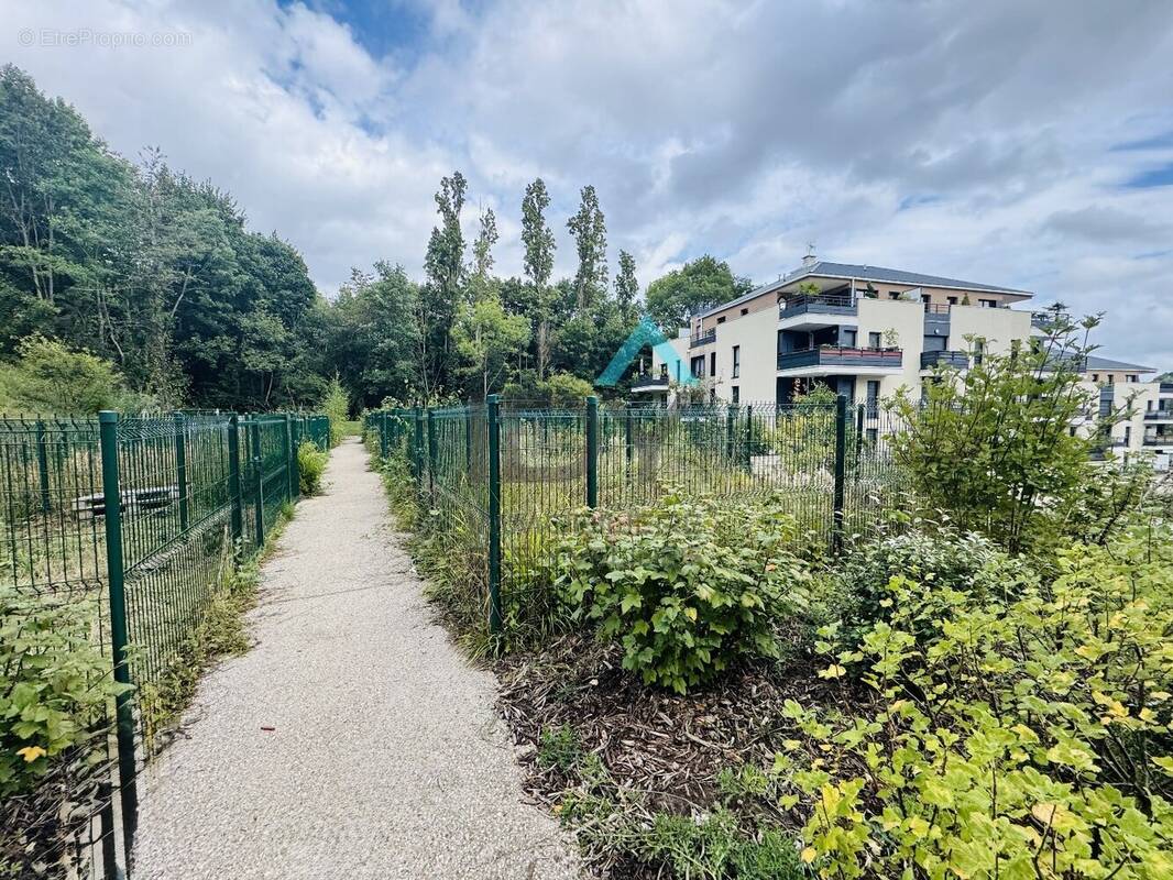 Appartement à L&#039;ETANG-LA-VILLE