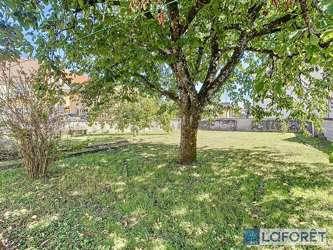 Maison à MANDRES-LA-COTE