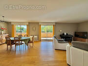 Appartement à MERIGNIES