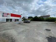 Commerce à VERNIOLLE