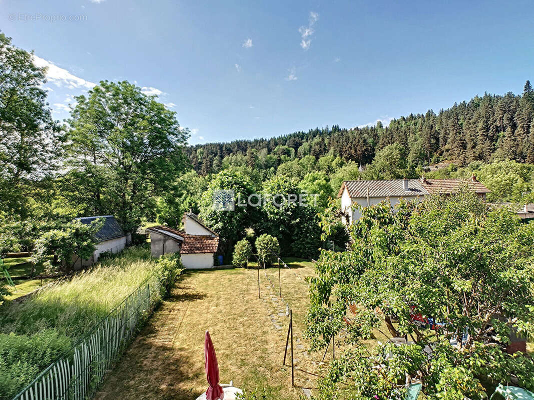 Maison à LE MALZIEU-VILLE