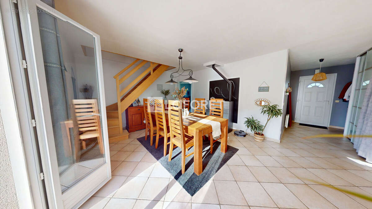 Maison à PIERREFIQUES