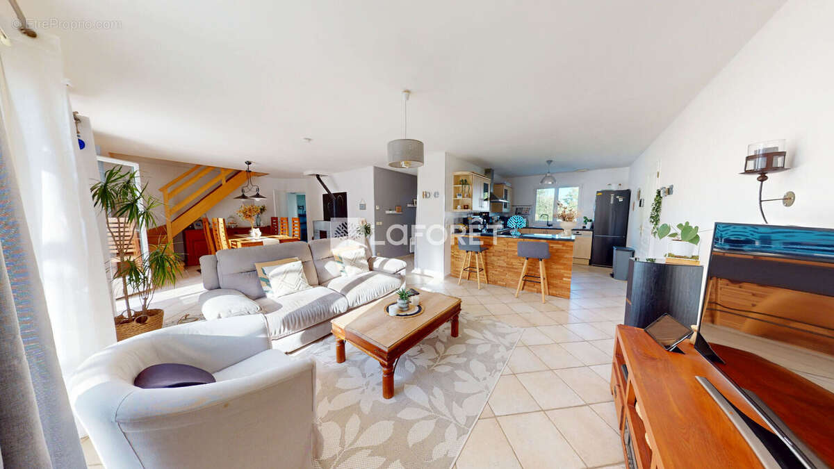 Maison à PIERREFIQUES