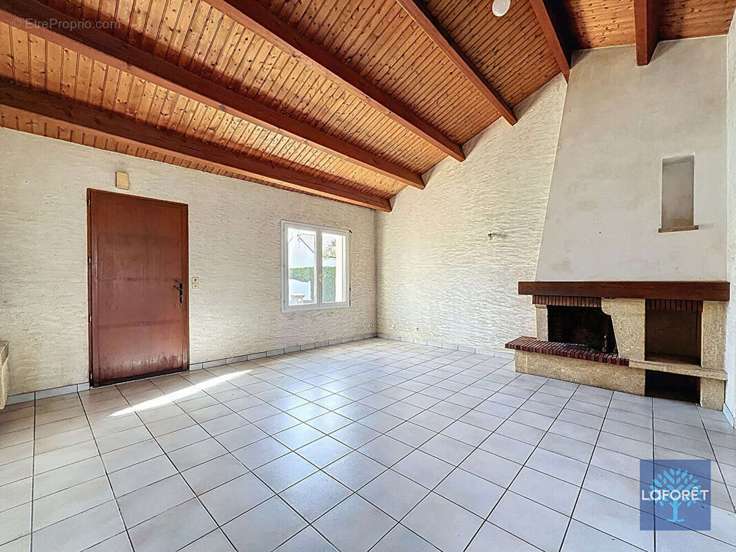 Maison à NOTRE-DAME-DE-RIEZ