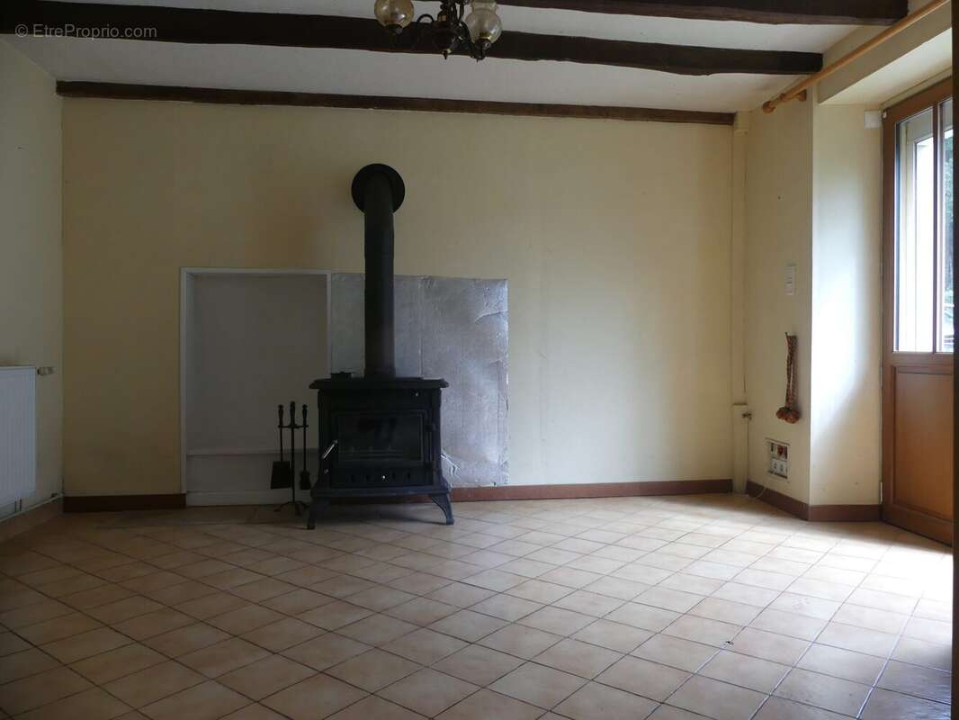 Maison à SAINT-VINCENT-SUR-OUST