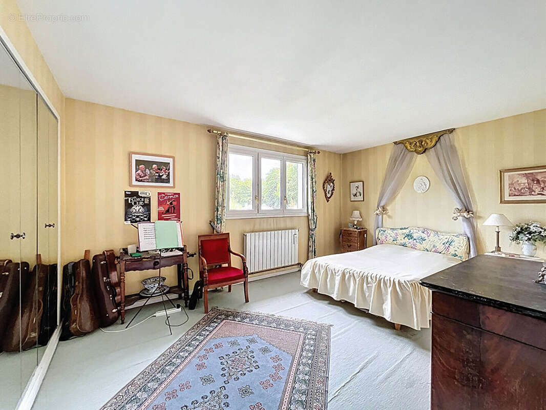 Maison à LONGPONT-SUR-ORGE