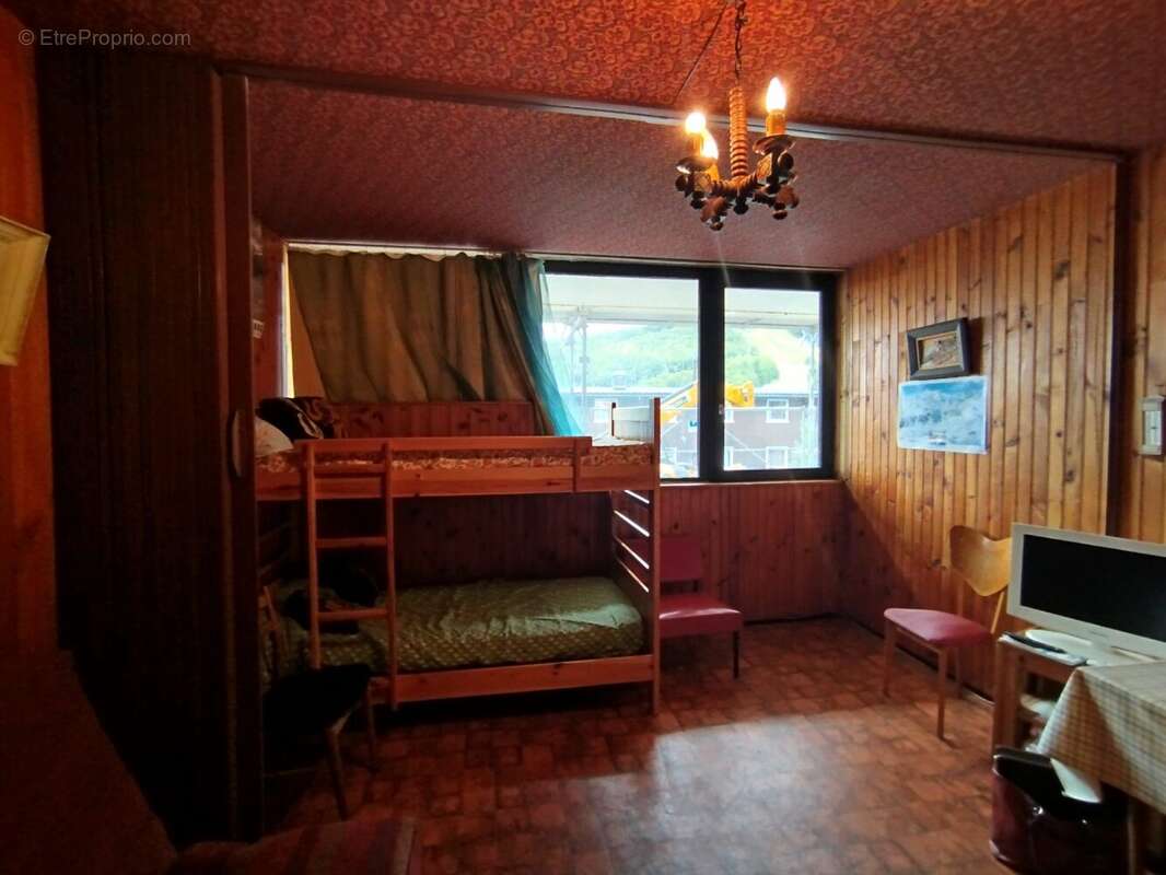 Appartement à BESSE-ET-SAINT-ANASTAISE