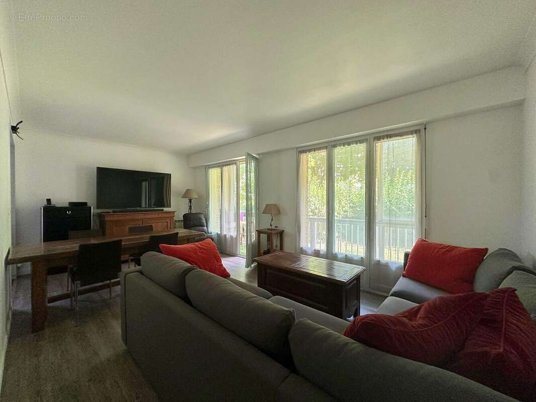 Appartement à ELANCOURT