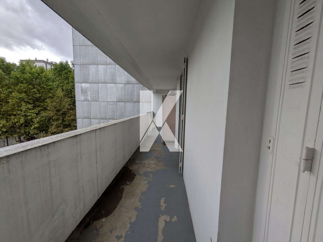 Balcon - Appartement à SAINT-GRATIEN