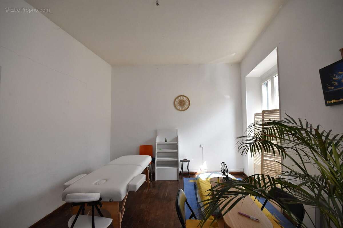 salon  - Maison à FA