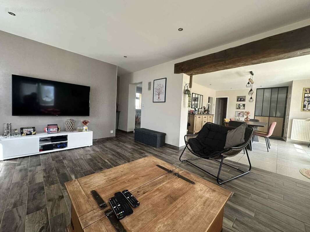 Maison à TREMENTINES