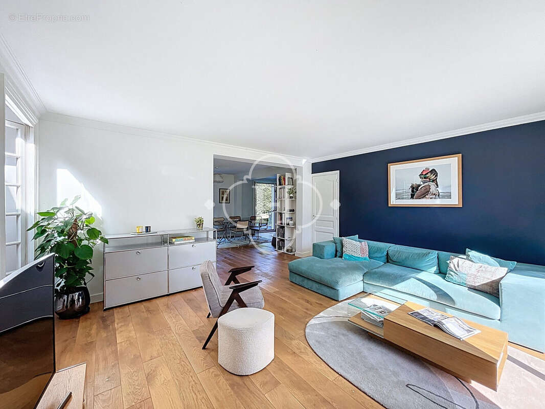 Maison à SAINT-NOM-LA-BRETECHE