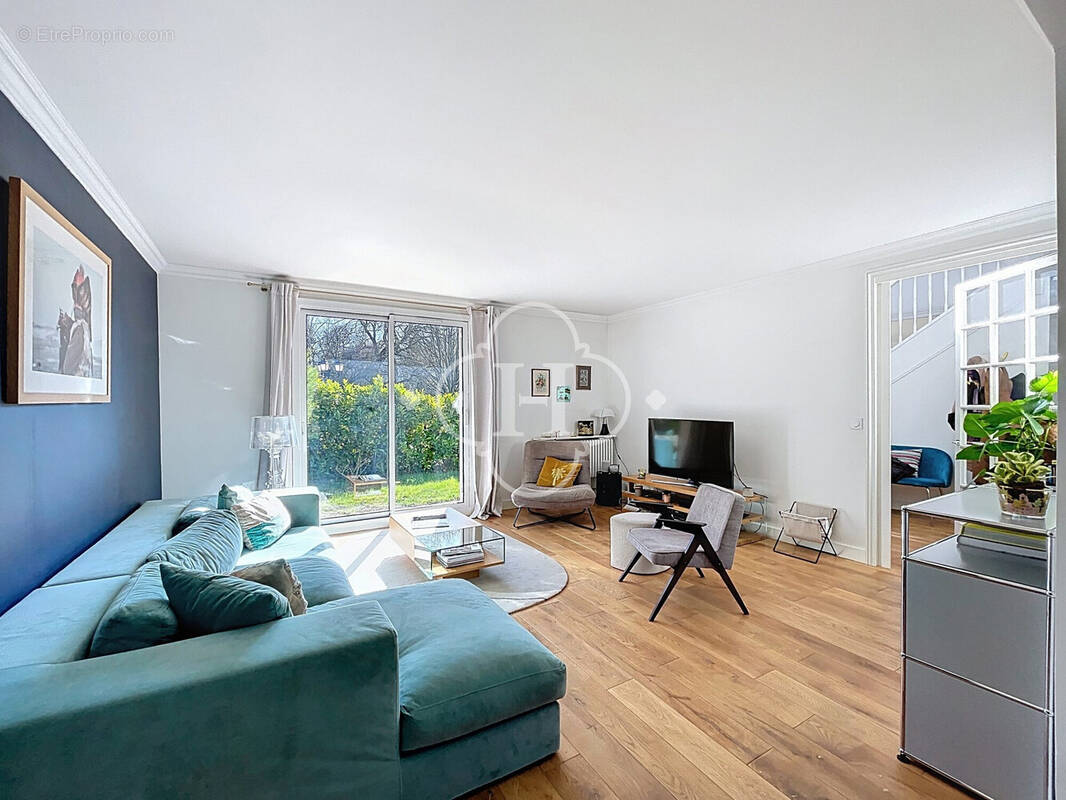 Maison à SAINT-NOM-LA-BRETECHE