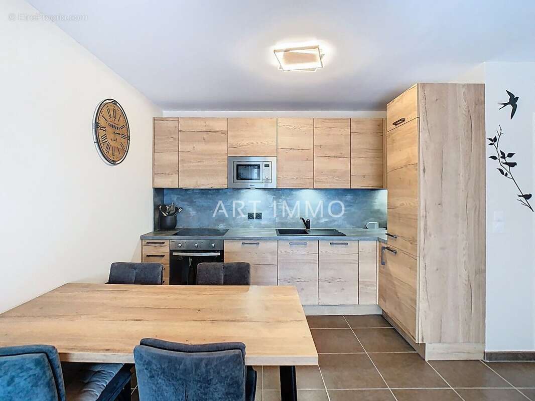 Appartement à LAGNES