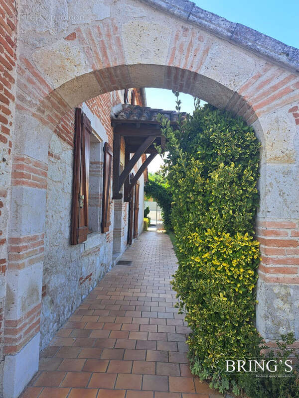 Maison à SAINT-PAUL-D&#039;ESPIS