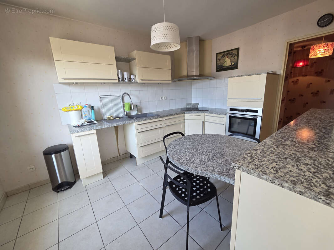 Appartement à SAINT-ETIENNE