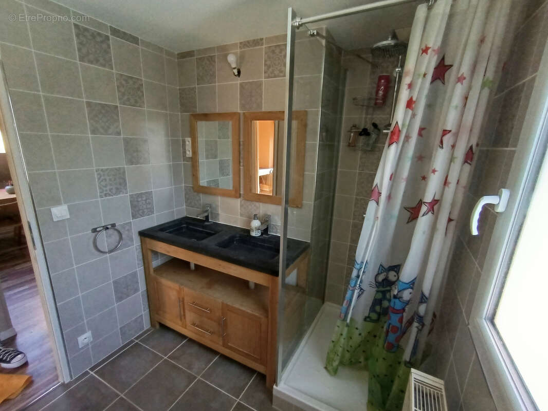 Maison à BURES-SUR-YVETTE