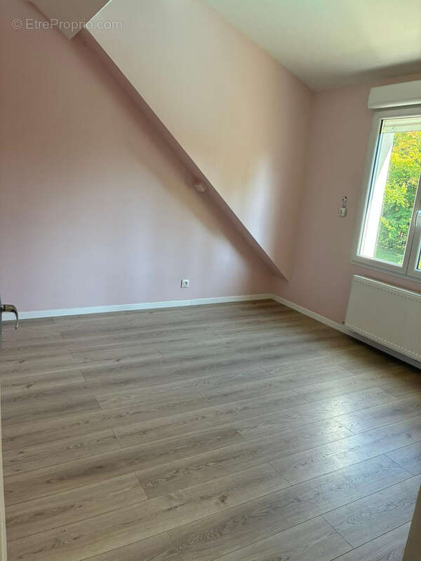 Maison à BURES-SUR-YVETTE