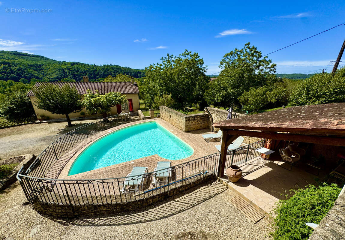 Maison à CARSAC-AILLAC