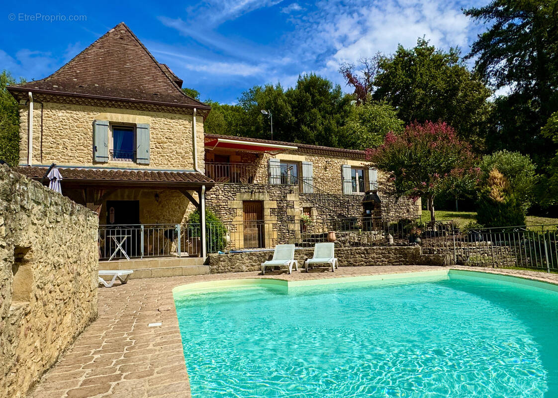 Maison à CARSAC-AILLAC