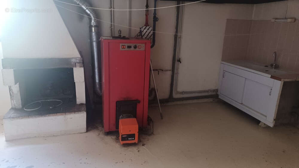 Maison à SAINT-NAZAIRE-DE-VALENTANE