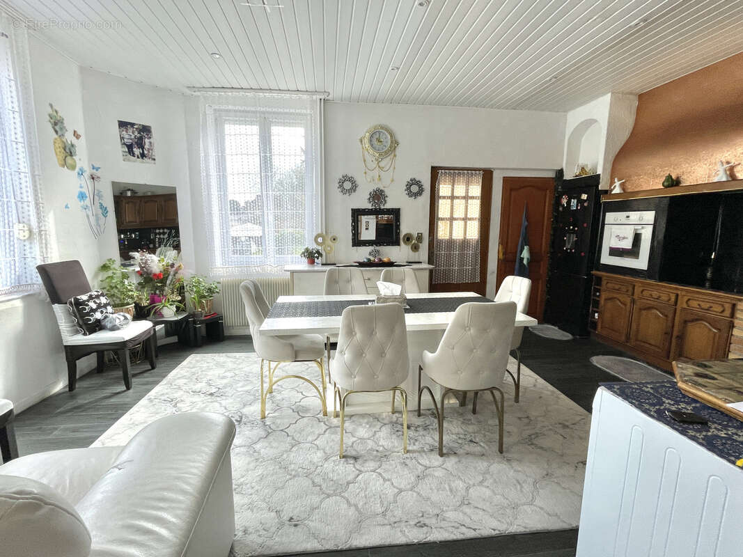 Maison à BOHAIN-EN-VERMANDOIS