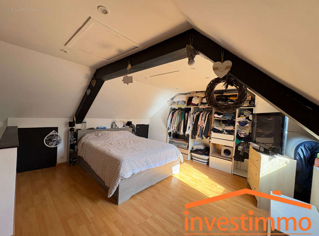 Maison à SAINT-MARTIN-BOULOGNE