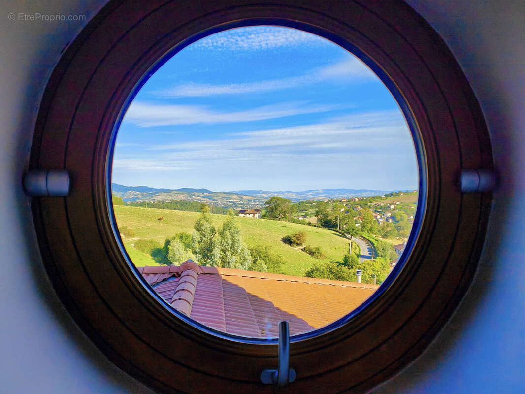 Maison à SOURCIEUX-LES-MINES