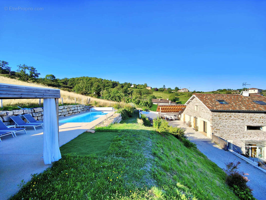 Maison à SOURCIEUX-LES-MINES