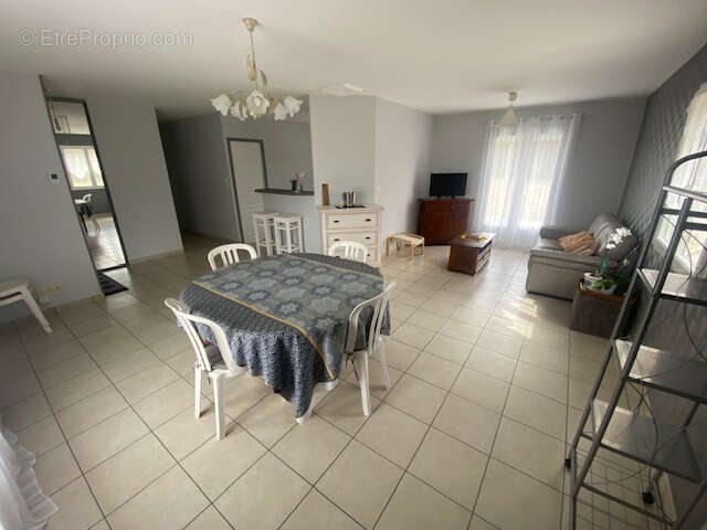 Maison à SAINT-ANDRE-LE-COQ