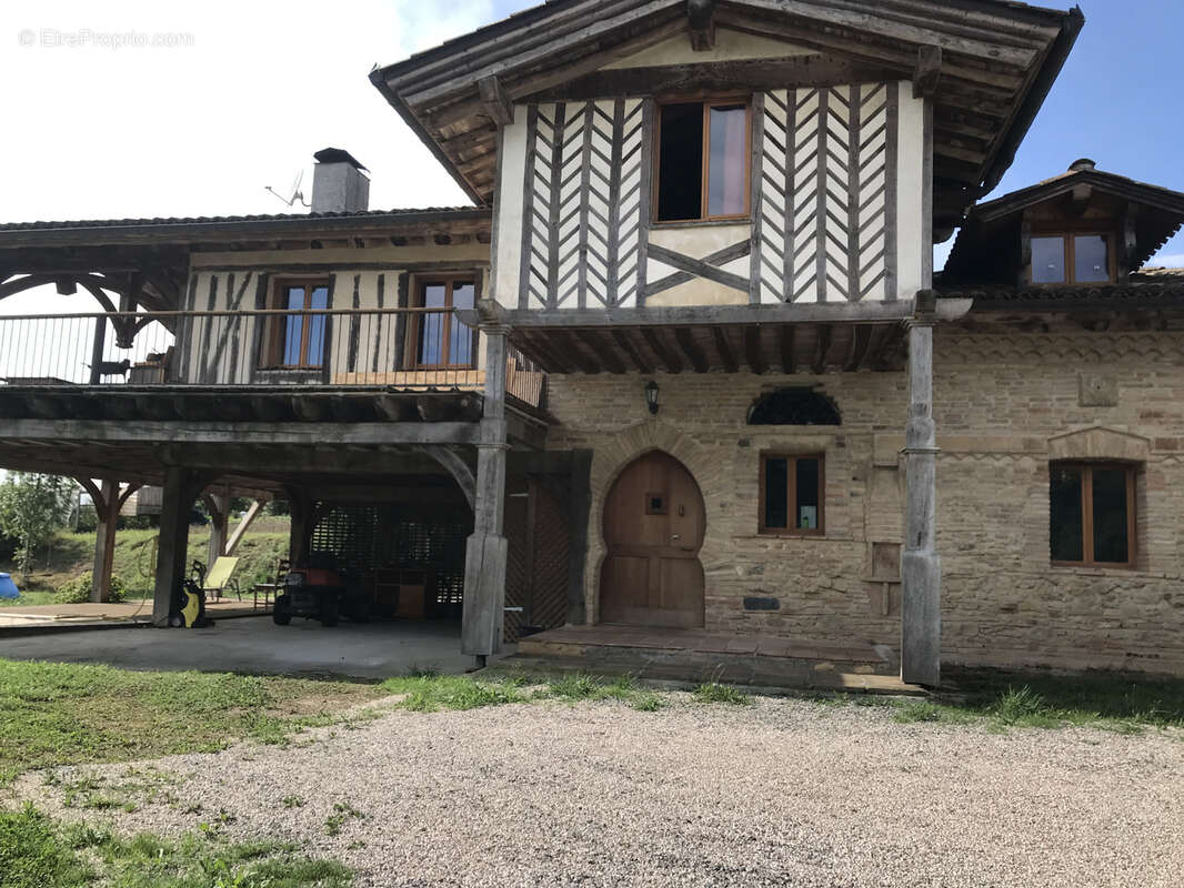 Maison à L&#039;ISLE-EN-DODON