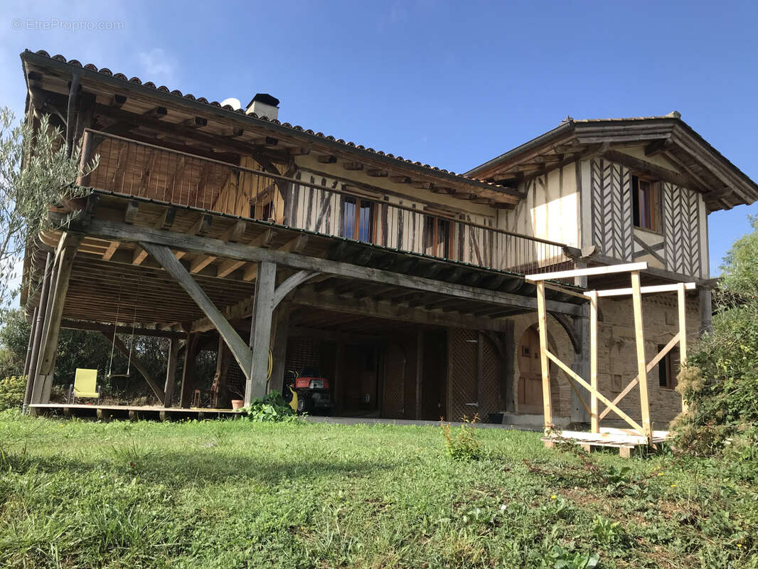 Maison à L&#039;ISLE-EN-DODON