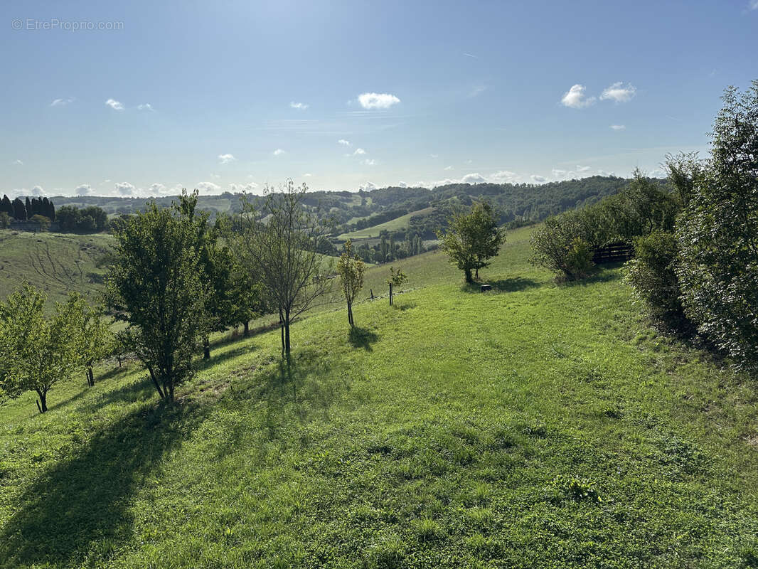 Maison à L&#039;ISLE-EN-DODON