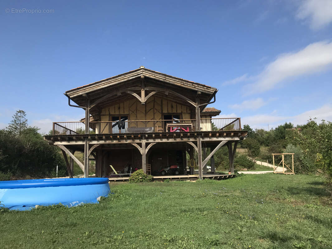 Maison à L&#039;ISLE-EN-DODON