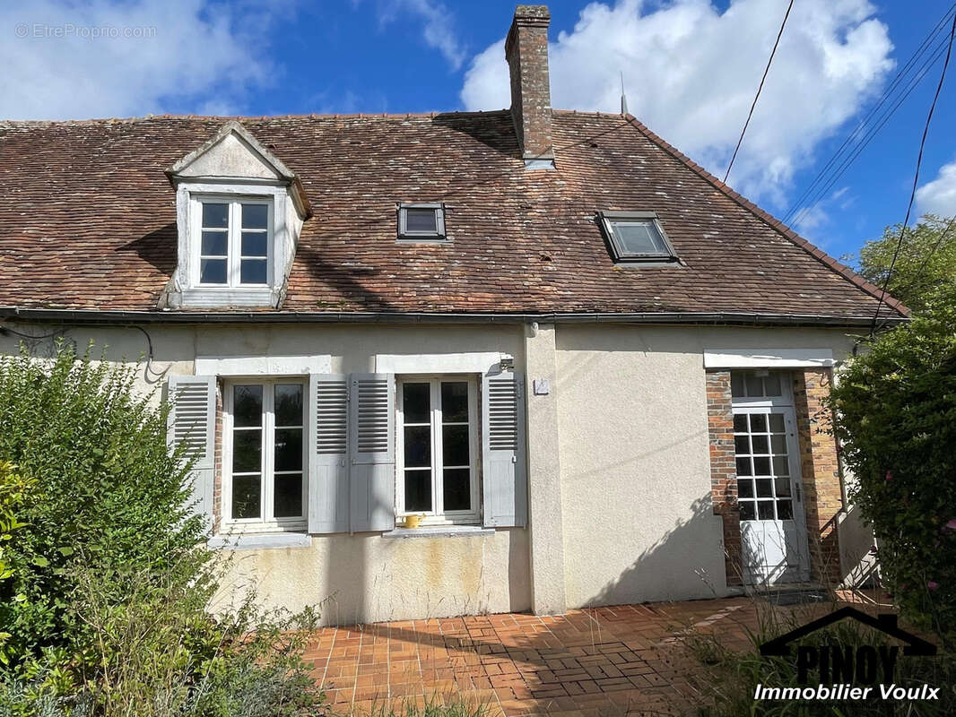 Maison à BAZOCHES-SUR-LE-BETZ