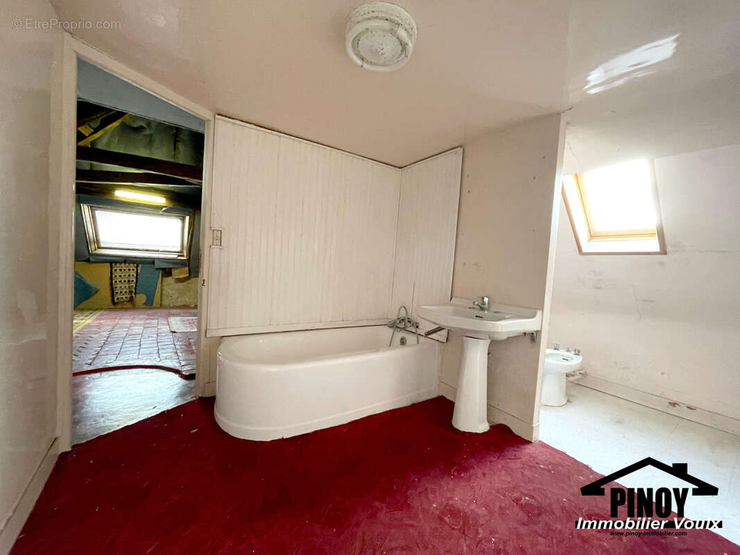 Maison à BAZOCHES-SUR-LE-BETZ