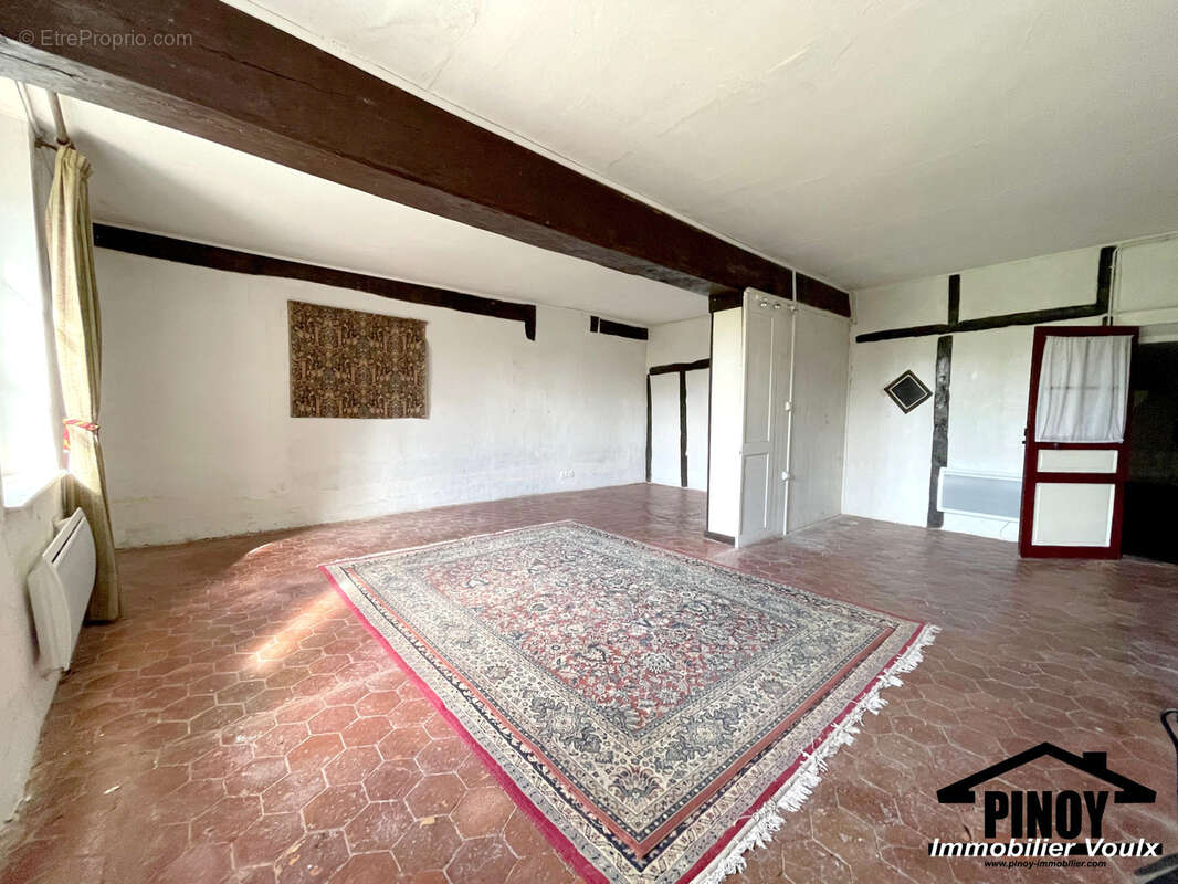 Maison à BAZOCHES-SUR-LE-BETZ