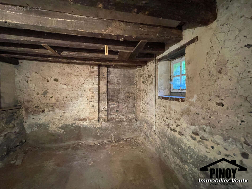 Maison à BAZOCHES-SUR-LE-BETZ