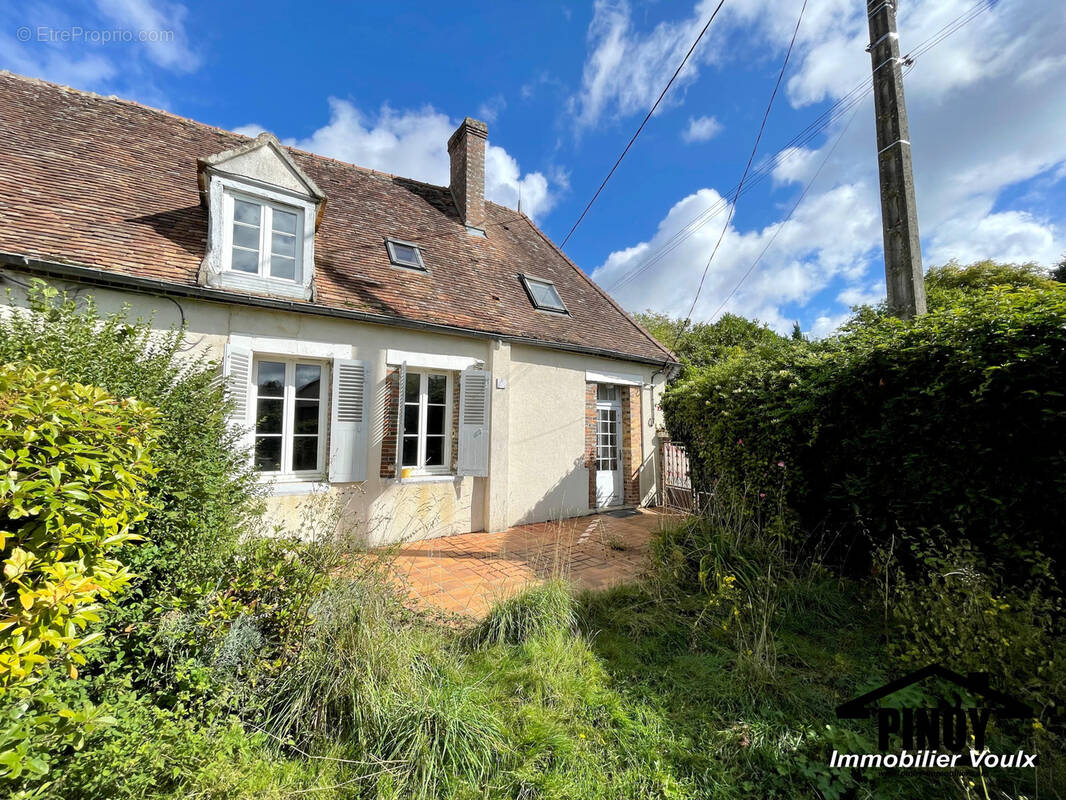 Maison à BAZOCHES-SUR-LE-BETZ