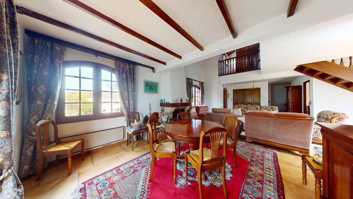 Maison à FENOUILLET