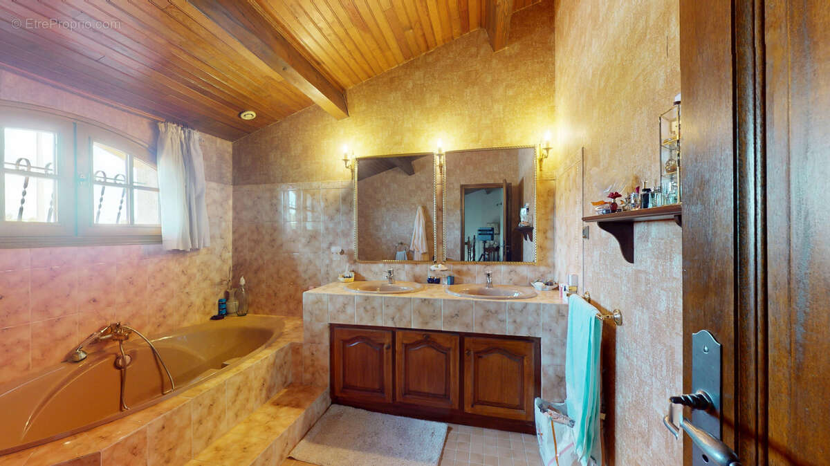 Maison à FENOUILLET