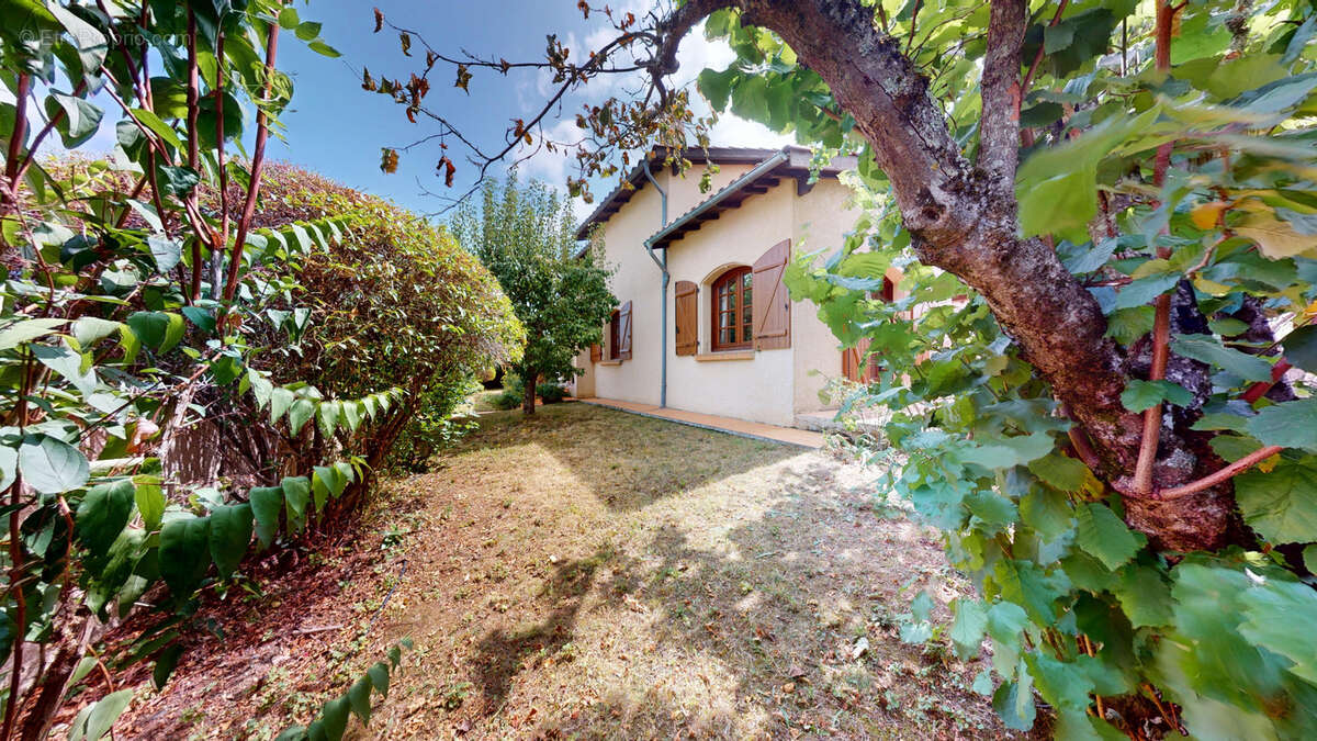 Maison à FENOUILLET