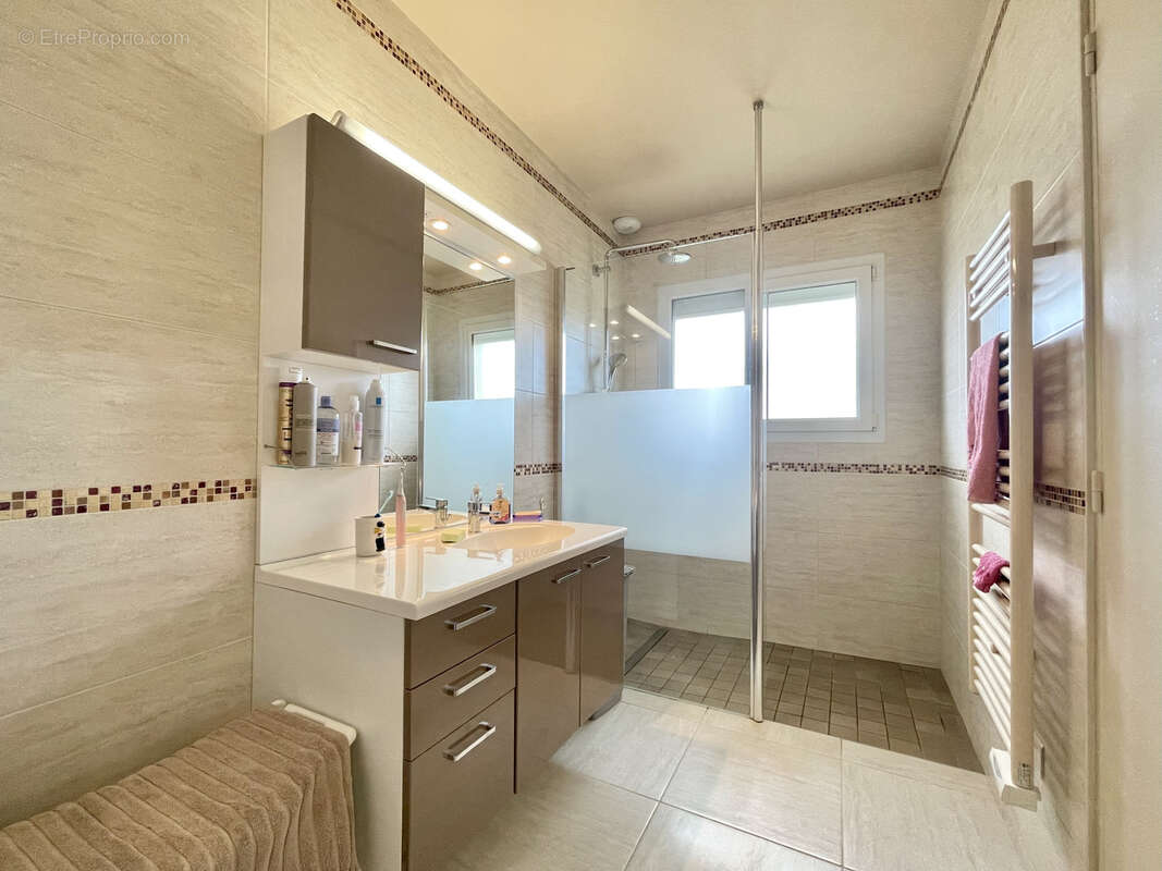 Maison à OUISTREHAM