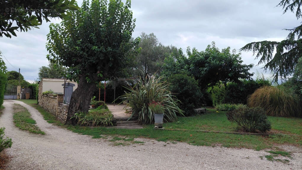 Maison à PIERRELATTE