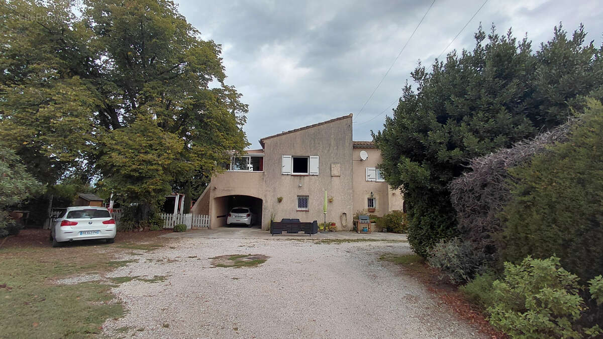 Maison à PIERRELATTE